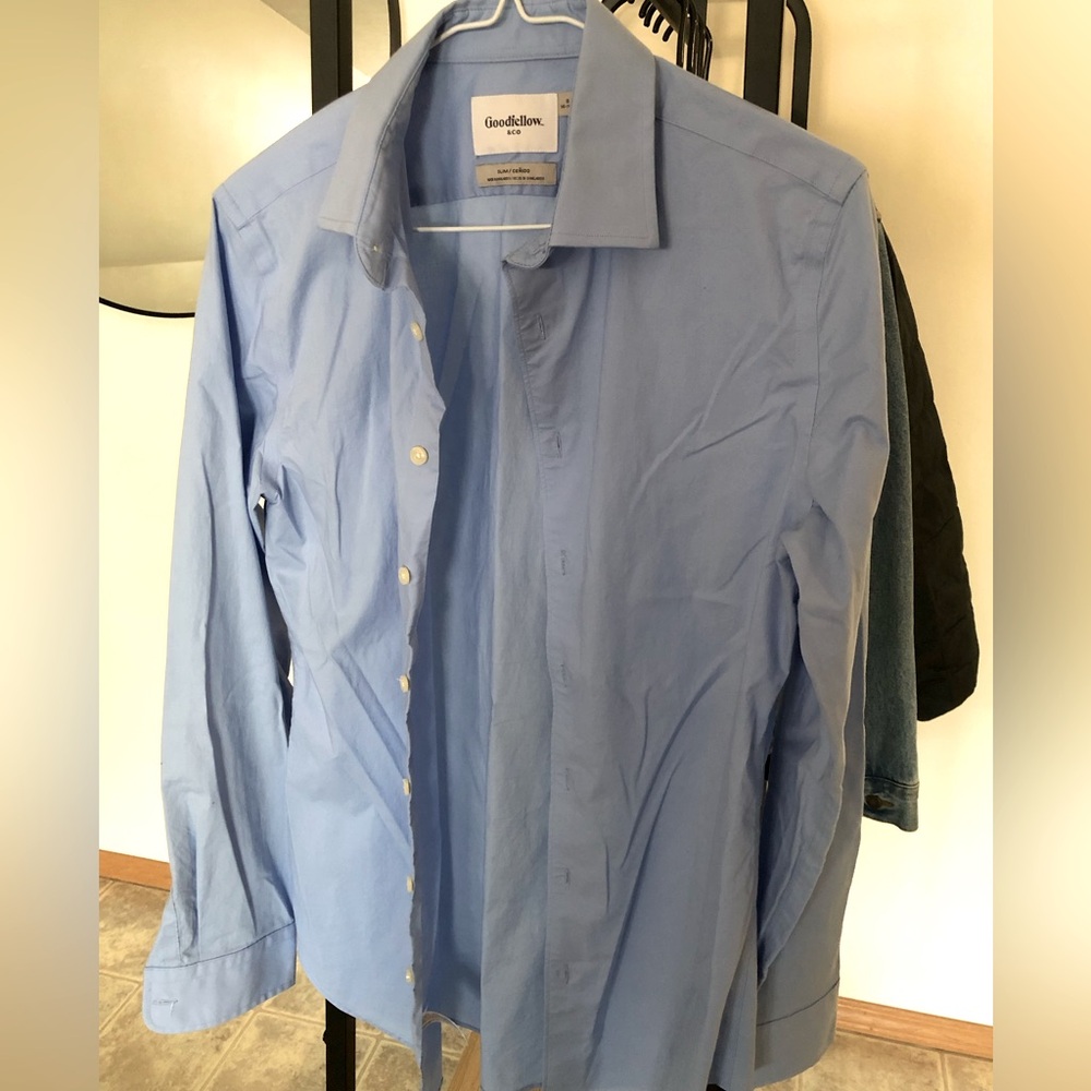 Men’s Good Fellow dress shirt